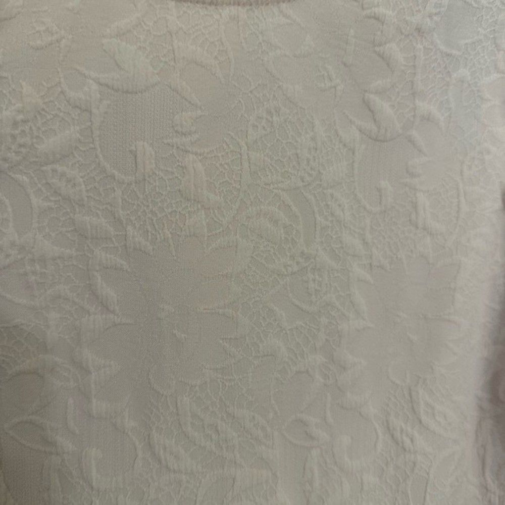 Express women’s top size small Floral Lace Pattern - Picture 2 of 4